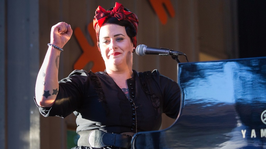 Davina and the Vagabonds