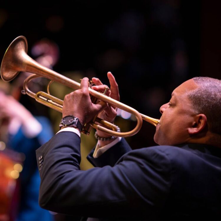 A man playing the trumpet