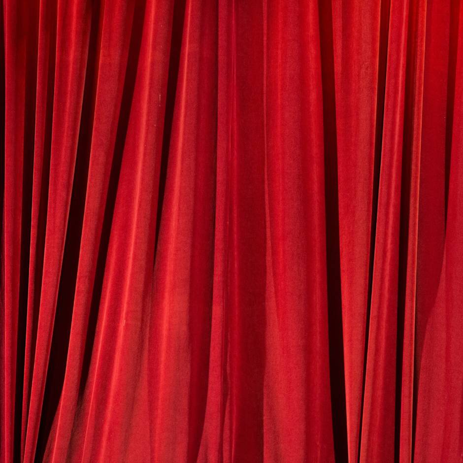 A red curtain